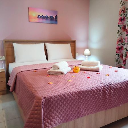 Philoxenia Guest House Makrirrákhi Екстериор снимка