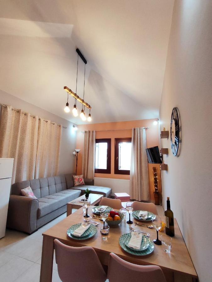 Philoxenia Guest House Makrirrákhi Екстериор снимка