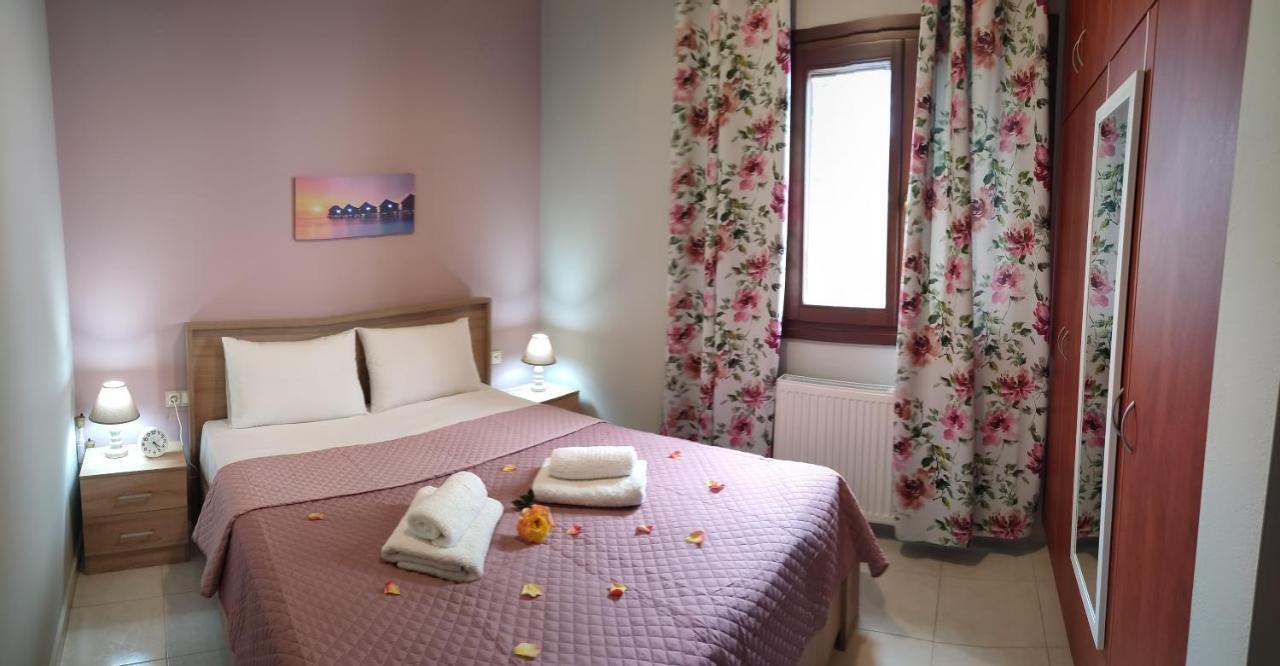 Philoxenia Guest House Makrirrákhi Екстериор снимка
