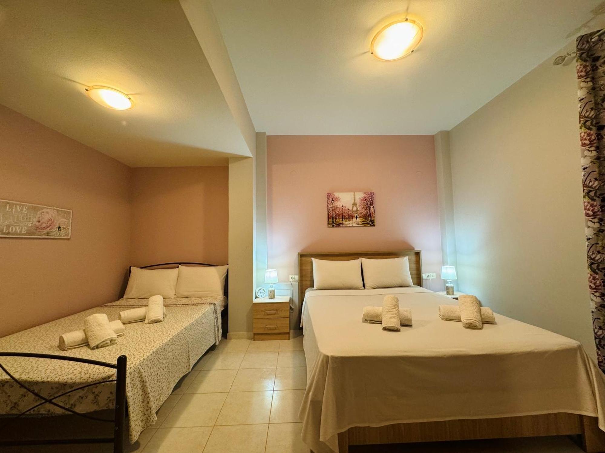 Philoxenia Guest House Makrirrákhi Екстериор снимка