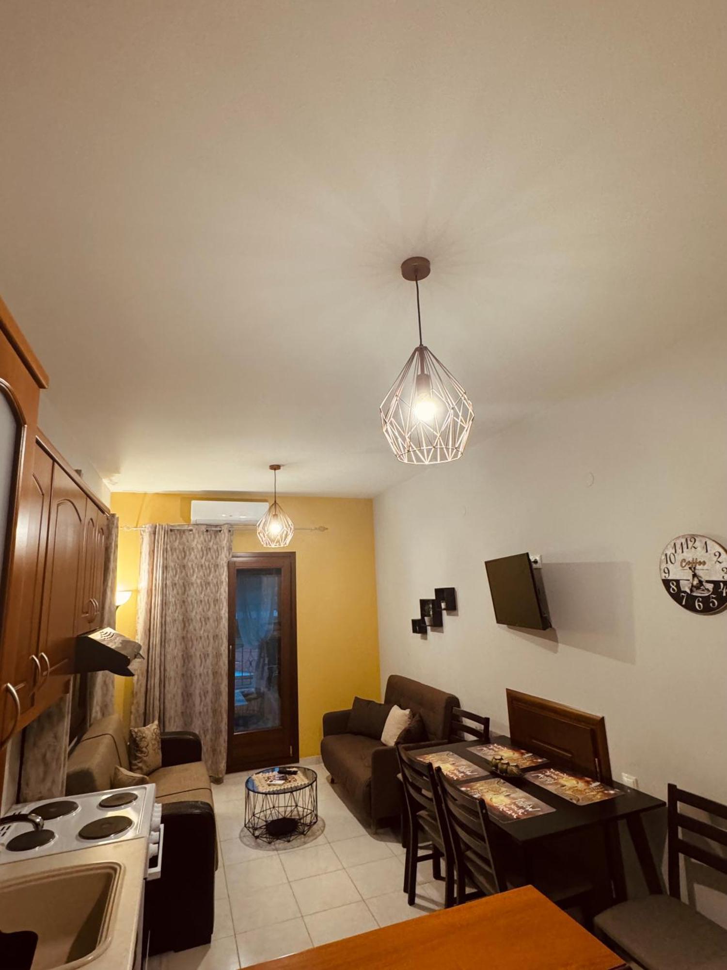 Philoxenia Guest House Makrirrákhi Екстериор снимка